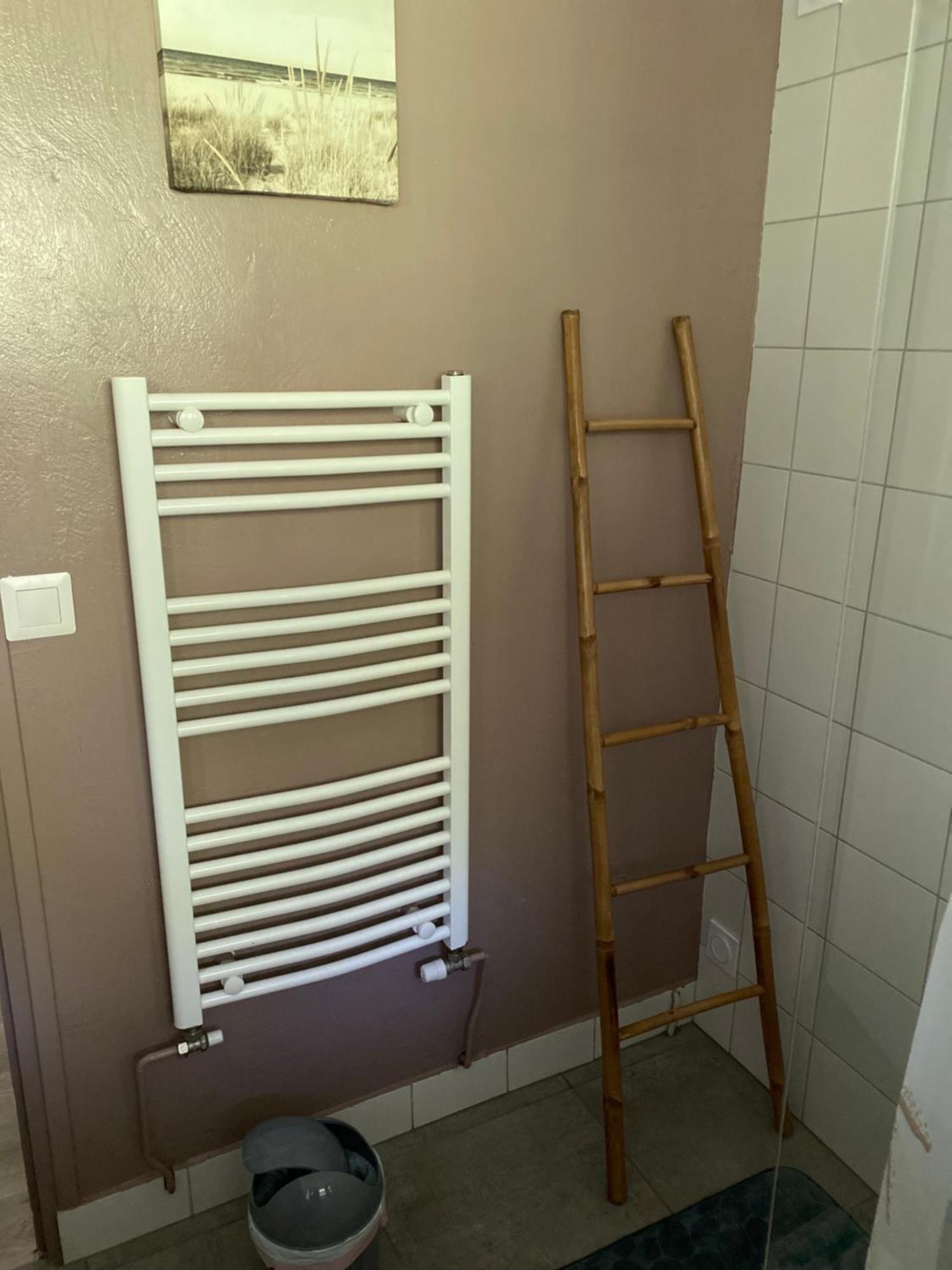Appartement Avec Jardin Le Porge Exterior photo