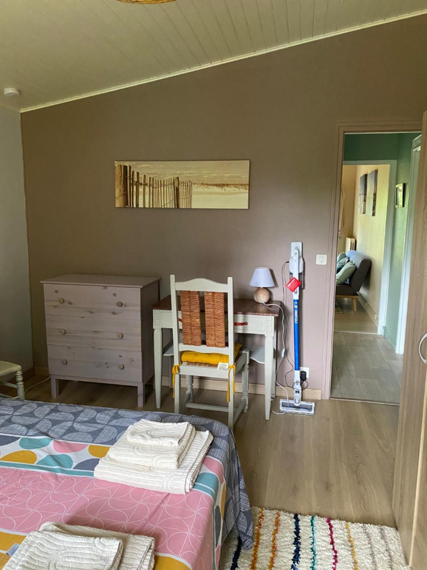Appartement Avec Jardin Le Porge Exterior photo